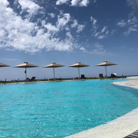 Kavos &
