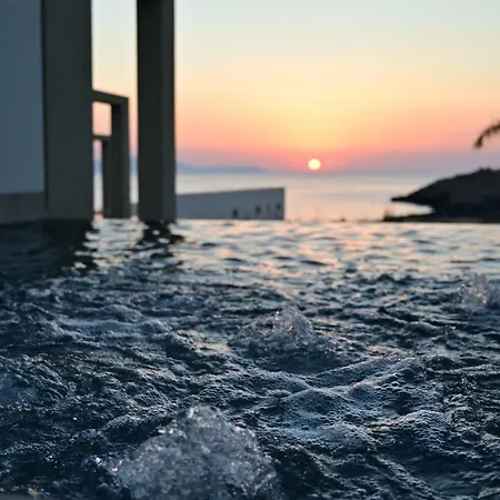 Kavos & Aparthotel