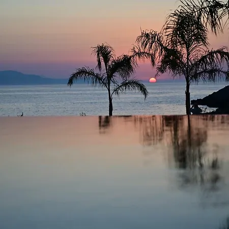 Kavos & Aparthotel 3*